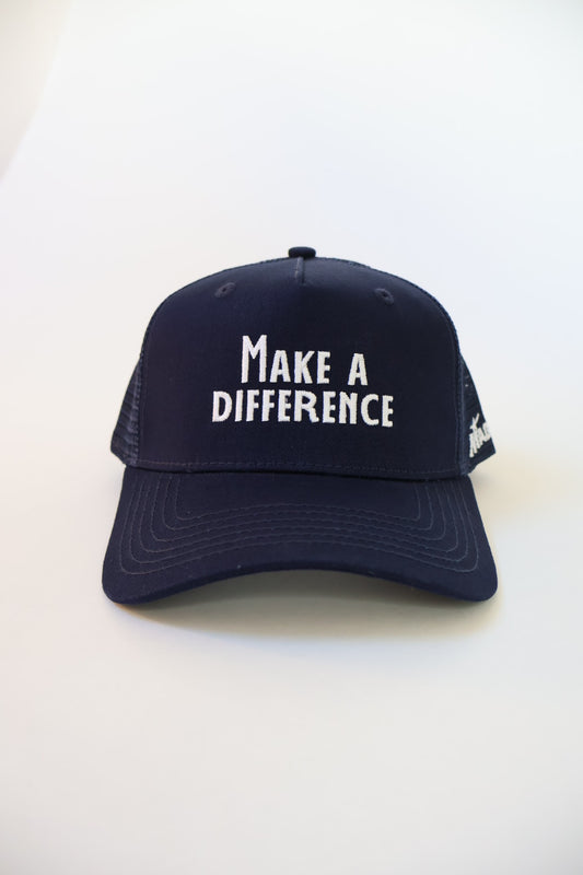 Casquette trucker marine