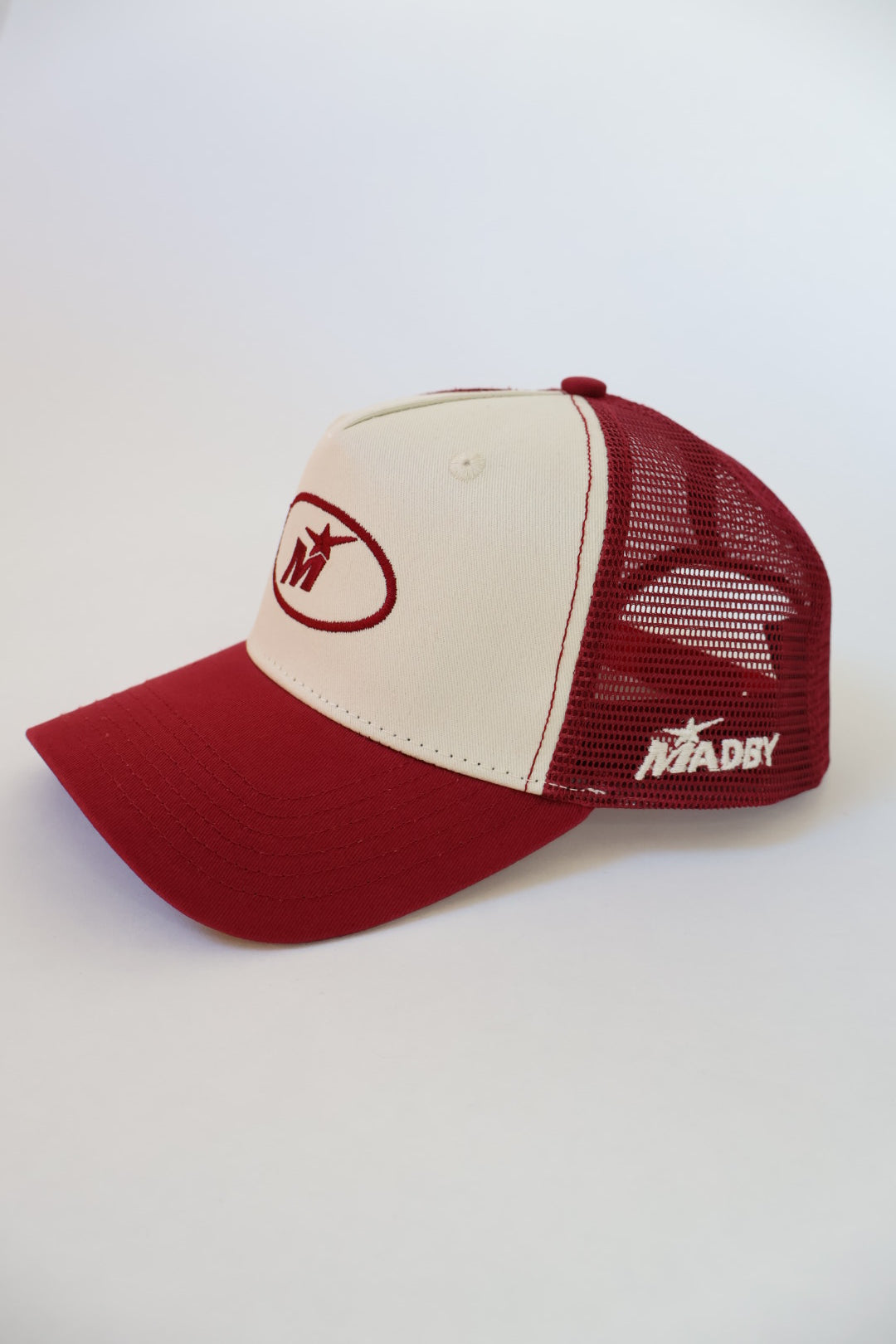 Casquette trucker bordeaux